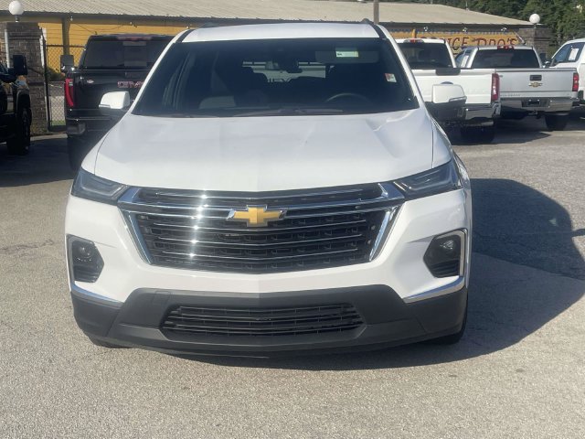 Used 2023 Chevrolet Traverse LT FWD image 9