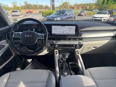 Certified 2023 Kia Telluride S AWD/4WD image 12