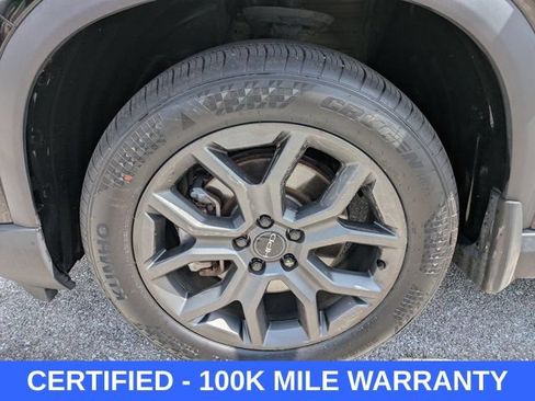 Certified 2024 Honda Pilot Touring image 11