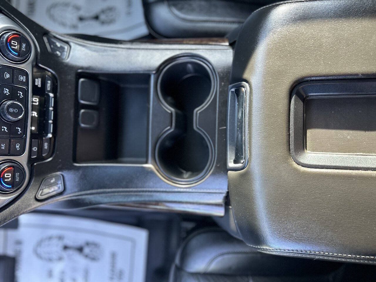 Used 2015 Chevrolet Suburban LT AWD/4WD image 14
