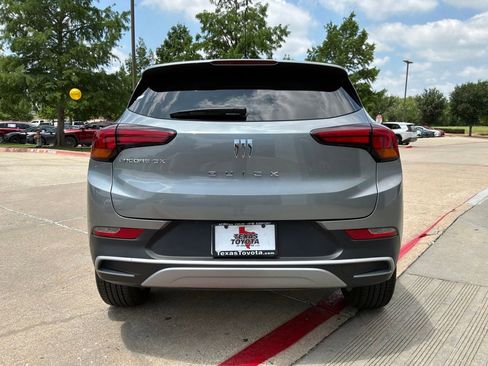 Used 2025 Buick Encore GX Preferred FWD image 7