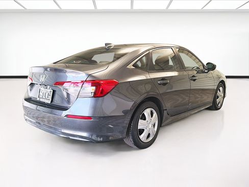 Used 2022 Honda Civic LX image 4