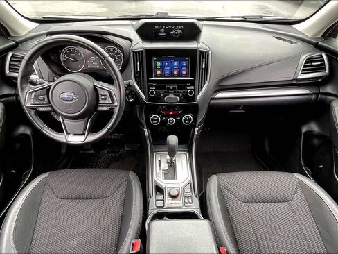 Used 2023 Subaru Forester Premium image 20