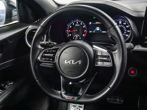 Used 2024 Kia Forte GT-Line image 15