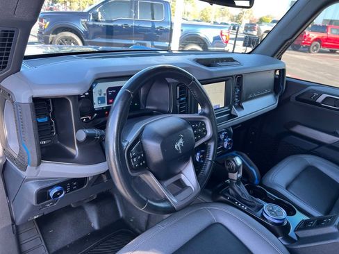Used 2023 Ford Bronco Black Diamond image 15