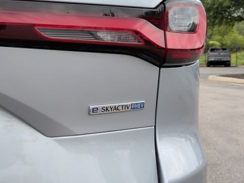 Used 2024 MAZDA CX-90 Plug-In Hybrid w/ Premium Plus AWD/4WD image 11