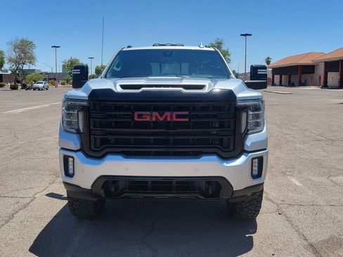 Used 2020 GMC Sierra 3500 SLT w/ SLT Premium Plus Package AWD/4WD image 3