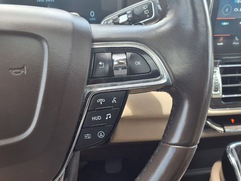 Used 2022 Lincoln Navigator Reserve RWD image 19