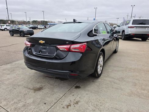 Used 2020 Chevrolet Malibu LT w/ Leather Package image 7