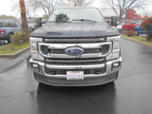 Used 2022 Ford F250 XLT w/ XLT Value Package image 2