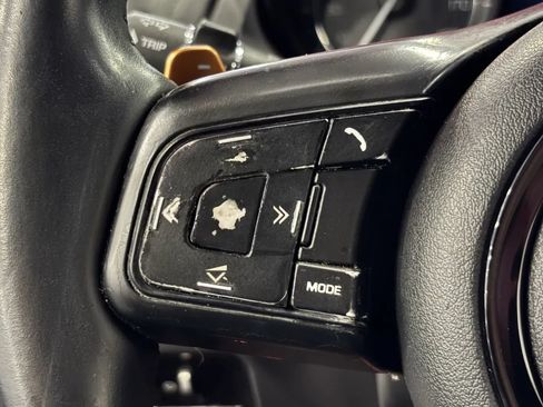 Used 2014 Jaguar F-TYPE S RWD image 19