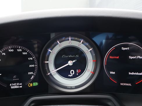 Used 2021 Porsche 911 Turbo S image 16