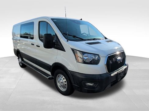 Used 2024 Ford Transit 250 Low Roof AWD w/ Exterior Upgrade Package image 7