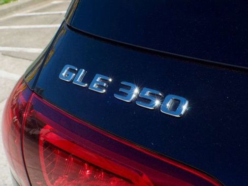 Used 2021 Mercedes-Benz GLE 350 4MATIC image 10