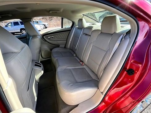 Used 2010 Ford Taurus Limited image 19