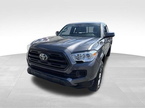 Used 2019 Toyota Tacoma SR w/ SR Convenience Package RWD image 4