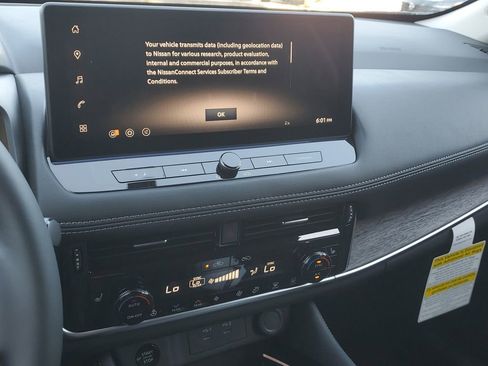 New 2026 Nissan Rogue Platinum image 27