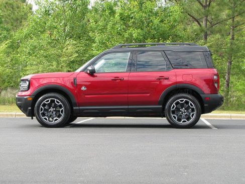 Used 2025 Ford Bronco Sport Outer Banks w/ Outer Banks Tech Package+ image 5