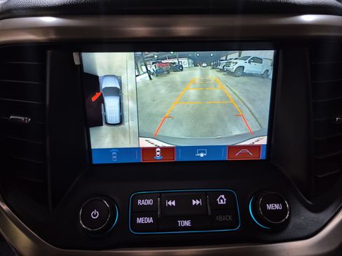 Used 2019 GMC Acadia Denali w/ Technology Package AWD/4WD image 16