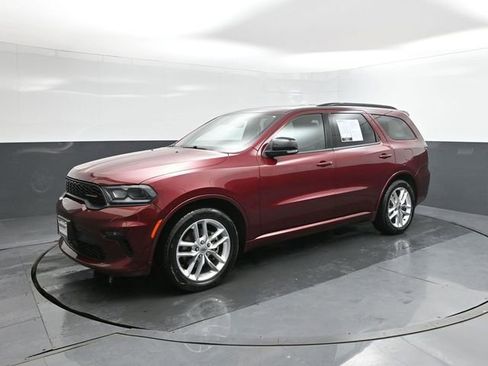 Used 2023 Dodge Durango GT image 34