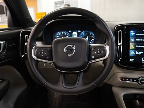 Used 2019 Volvo XC40 T5 Momentum AWD/4WD image 20