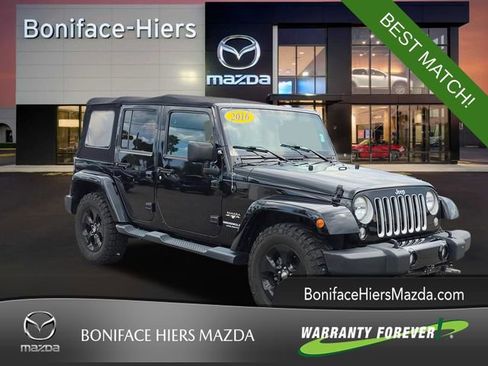 Used 2016 Jeep Wrangler Unlimited Sahara w/ Connectivity Group AWD/4WD image 1