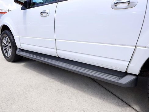 Used 2016 Ford Expedition EL XLT w/ Equipment Group 202A RWD image 56