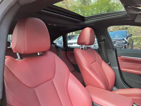 Used 2023 BMW i4 eDrive35 w/ Premium Package RWD image 11
