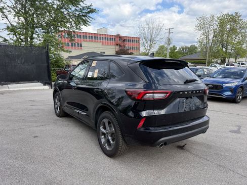 Used 2023 Ford Escape ST-Line AWD/4WD image 5