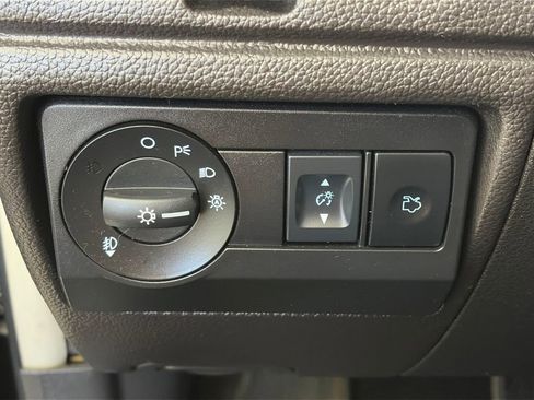 Used 2011 Ford Fusion SE w/ 202A Rapid Spec Order Code image 22