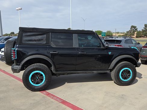 Used 2022 Ford Bronco Badlands AWD/4WD image 6