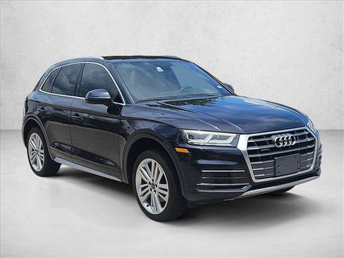 Used 2018 Audi Q5 2.0T Premium Plus w/ Premium Plus Package AWD/4WD image 3