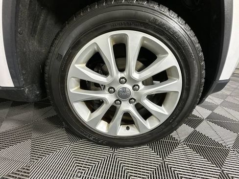 Used 2017 Jeep Grand Cherokee Limited w/ Luxury Group II AWD/4WD image 34