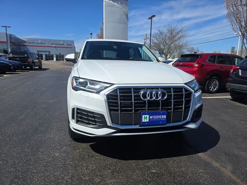 Used 2023 Audi Q7 2.0T Premium AWD/4WD image 9