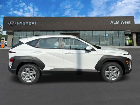 Certified 2026 Hyundai Kona SE FWD image 4