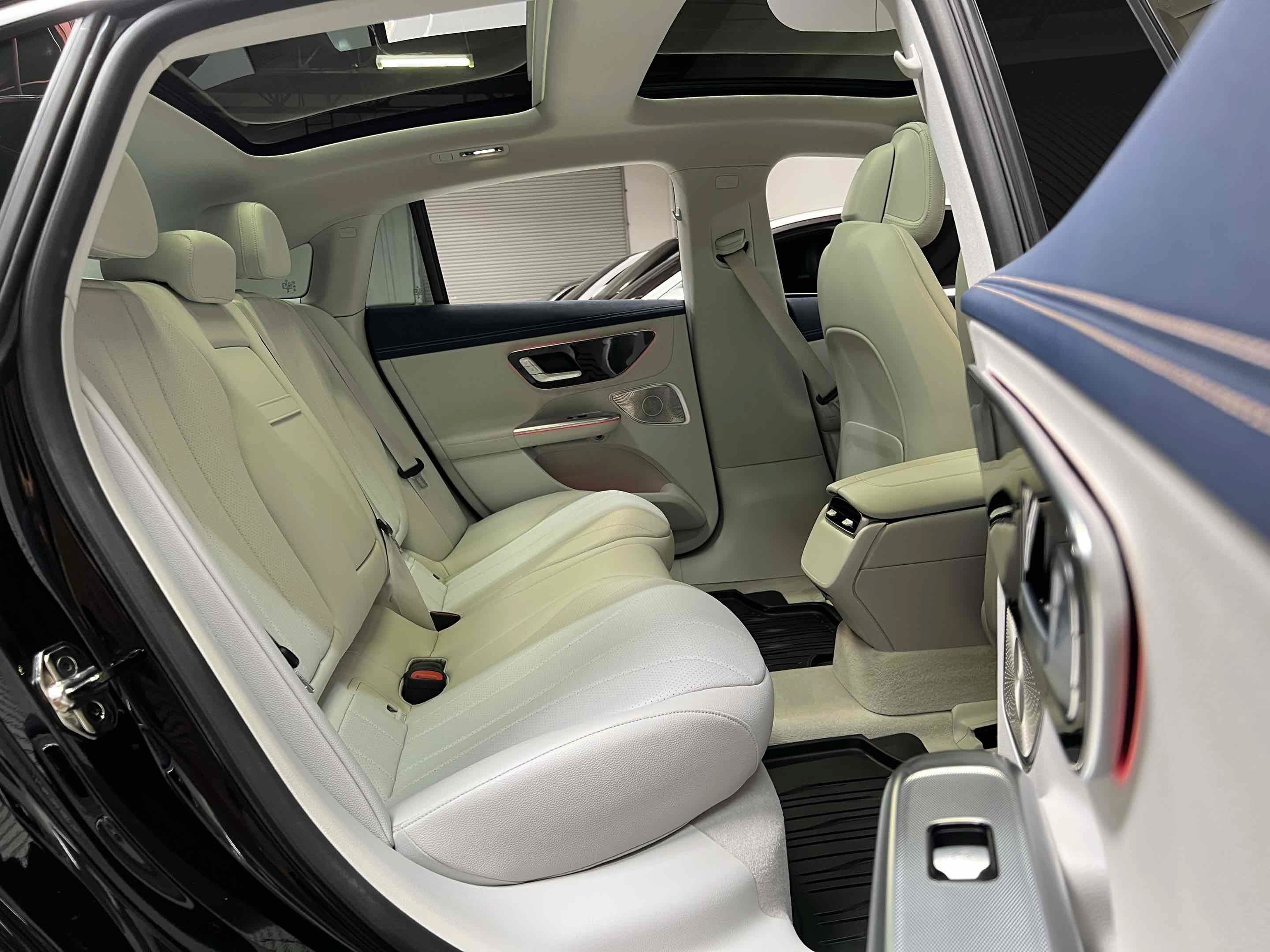 Used 2023 Mercedes-Benz EQE 350+ 4MATIC Sedan w/ Exclusive Trim Package image 27