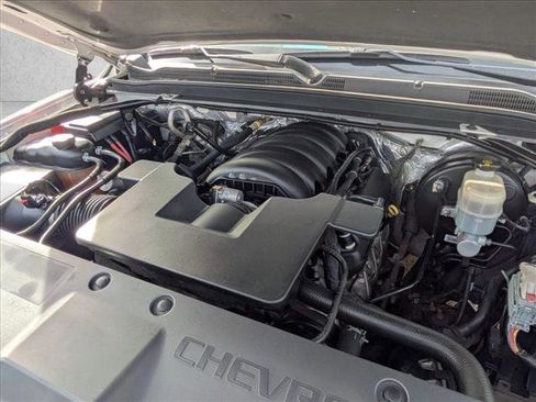 Used 2015 Chevrolet Suburban LTZ image 27