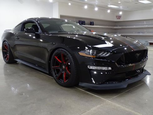 Used 2018 Ford Mustang GT RWD image 21