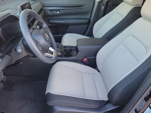 Used 2025 Honda CR-V EX image 9