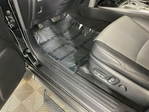 Used 2020 Toyota 4Runner SR5 Premium AWD/4WD image 15