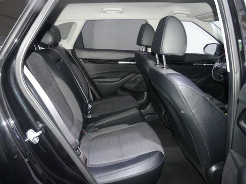 Used 2024 Kia Seltos S AWD/4WD image 28