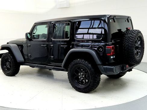 Used 2025 Jeep Wrangler Unlimited Sport AWD/4WD image 4