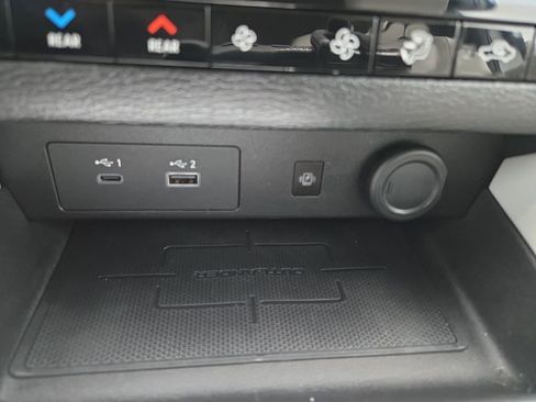 Used 2024 Mitsubishi Outlander SEL image 41