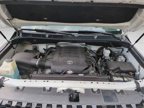 Used 2019 Toyota Tundra SR5 w/ TRD Off Road Package AWD/4WD image 22