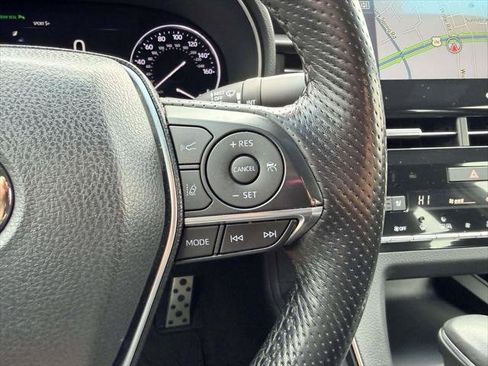 Certified 2019 Toyota Avalon Touring w/ Advanced Safety Package FWD image 7