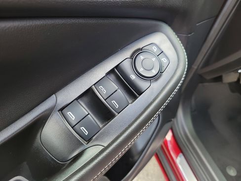 Used 2024 Buick Encore GX Avenir image 19