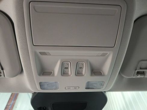 Certified 2023 Ford Escape Platinum AWD/4WD image 27