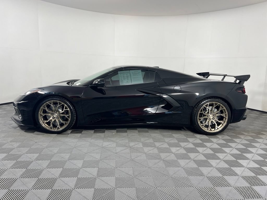 Used 2023 Chevrolet Corvette Stingray Premium Conv w/ Z51 Performance Package RWD image 9