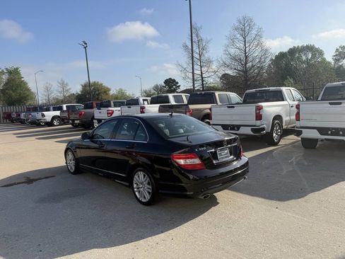 Used 2009 Mercedes-Benz C 300 Sedan image 4