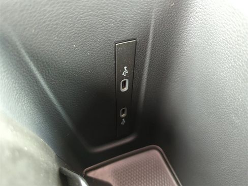 New 2026 Volkswagen Tiguan SE R-Line image 34